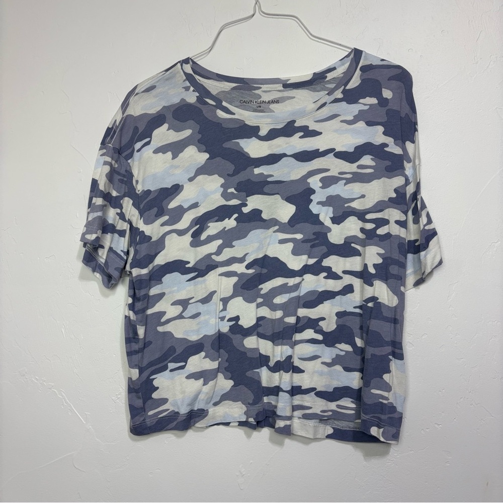 Calvin Klein Women's Blue Camo Short Sleeve Tee Large Cotton Modal